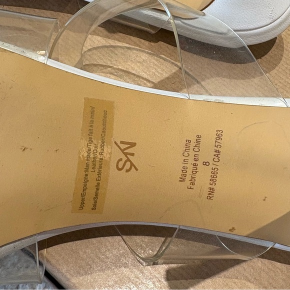 Something Navy Clear Heels - Size 8 - Picture 7 of 9